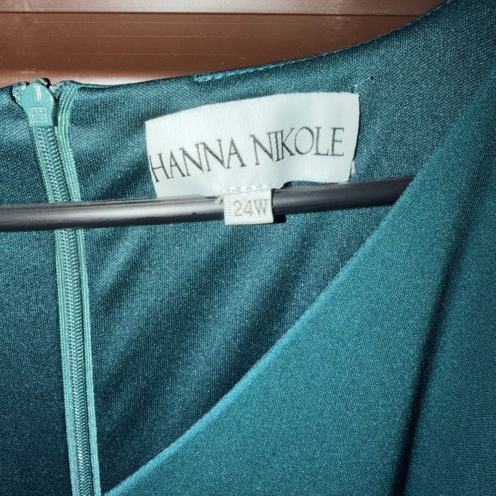 Hanna Nikole Elegant Dark Green Dress Size 24 - Picture 3 of 5